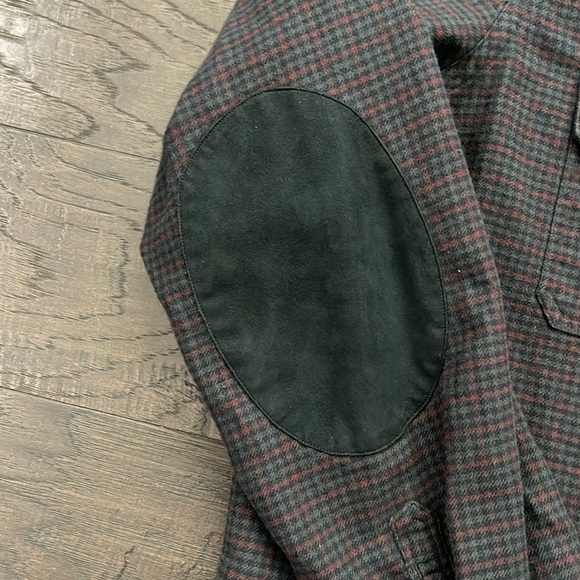 John W. Nordstrom Men’s Large Button Down Maroon/Black/Gray Elbow Patches - Picture 4 of 6